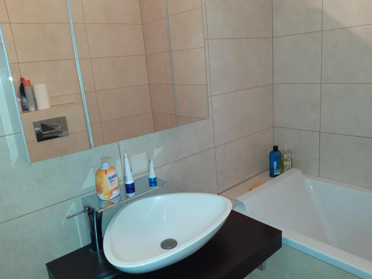 Wspólna 50 Centrum Warszawa Zewnętrze zdjęcie